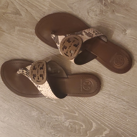 Tory Burch snakeskin thong sandals - Picture 4 of 10